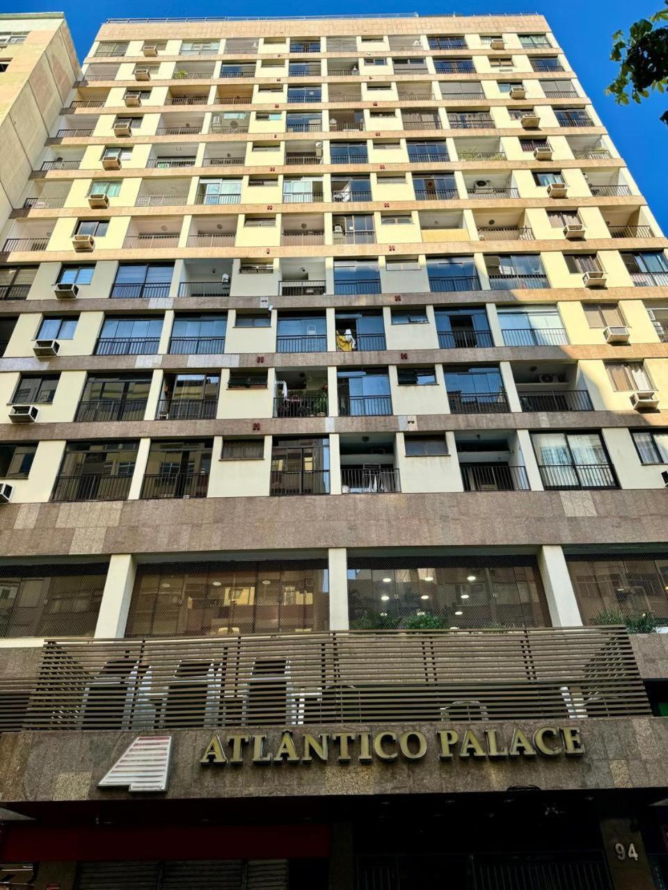 Confortavel Flat Rio - Copacabana - Posto 6 Apartamento Rio de Janeiro